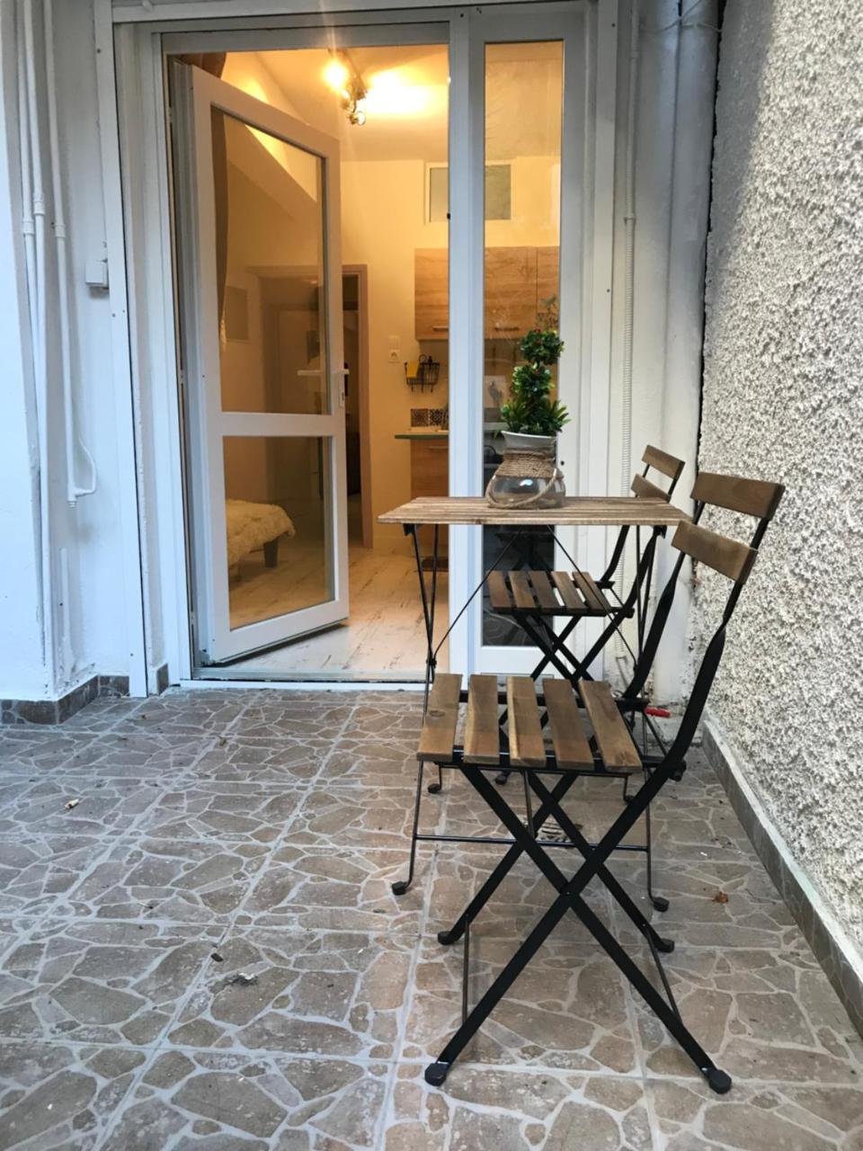 Two Houses Petralona Athens Luaran gambar